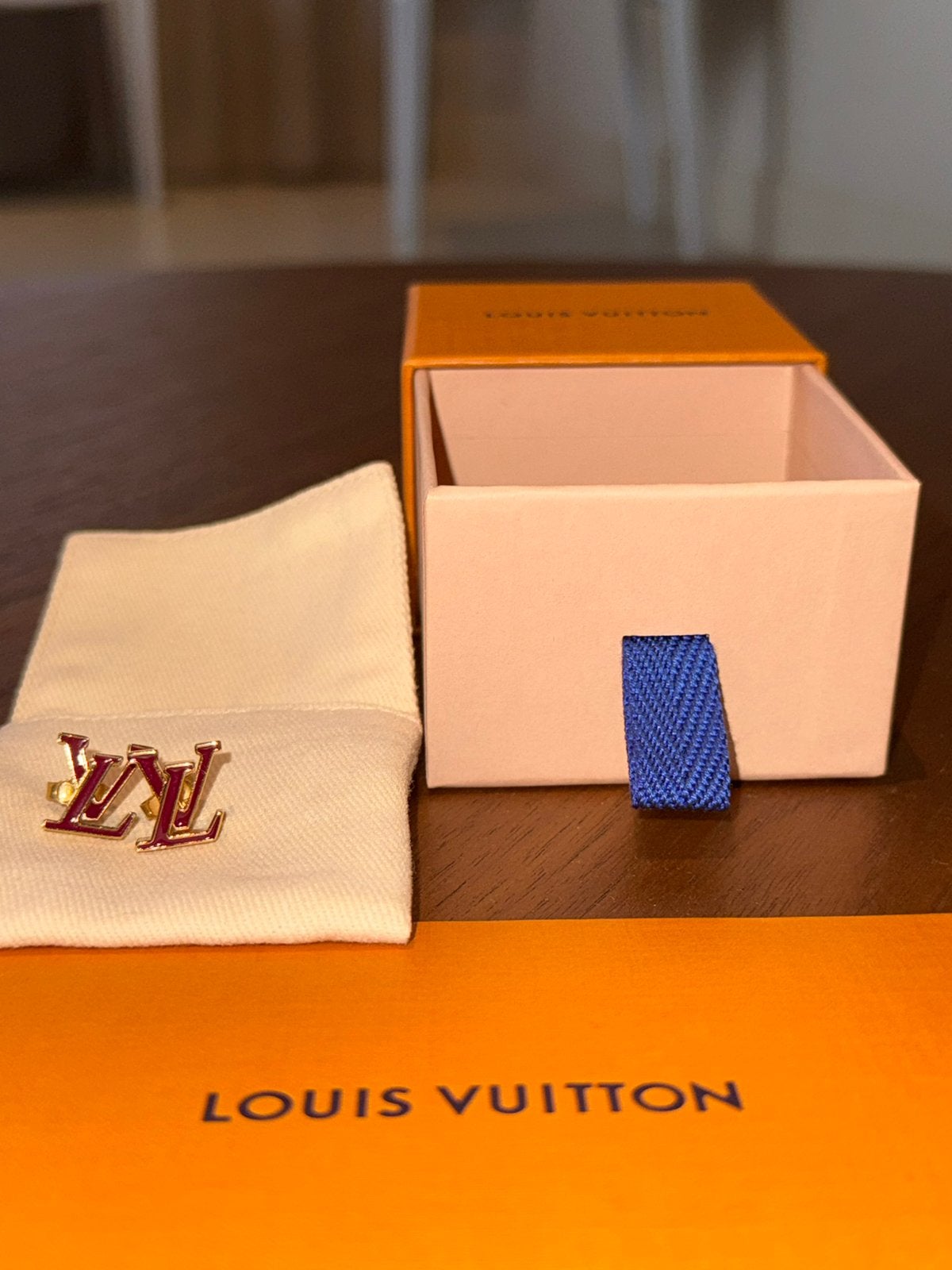 Louis Vuitton - Iconic Enamel Earrings, Ophalen of Verzenden, Nieuw