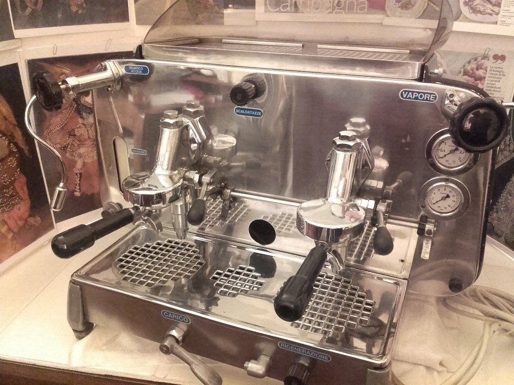Faema E61 koffiemachine 2 groepen, Stoompijpje, 10 kopjes of meer, Koffiemachine, Gemalen koffie