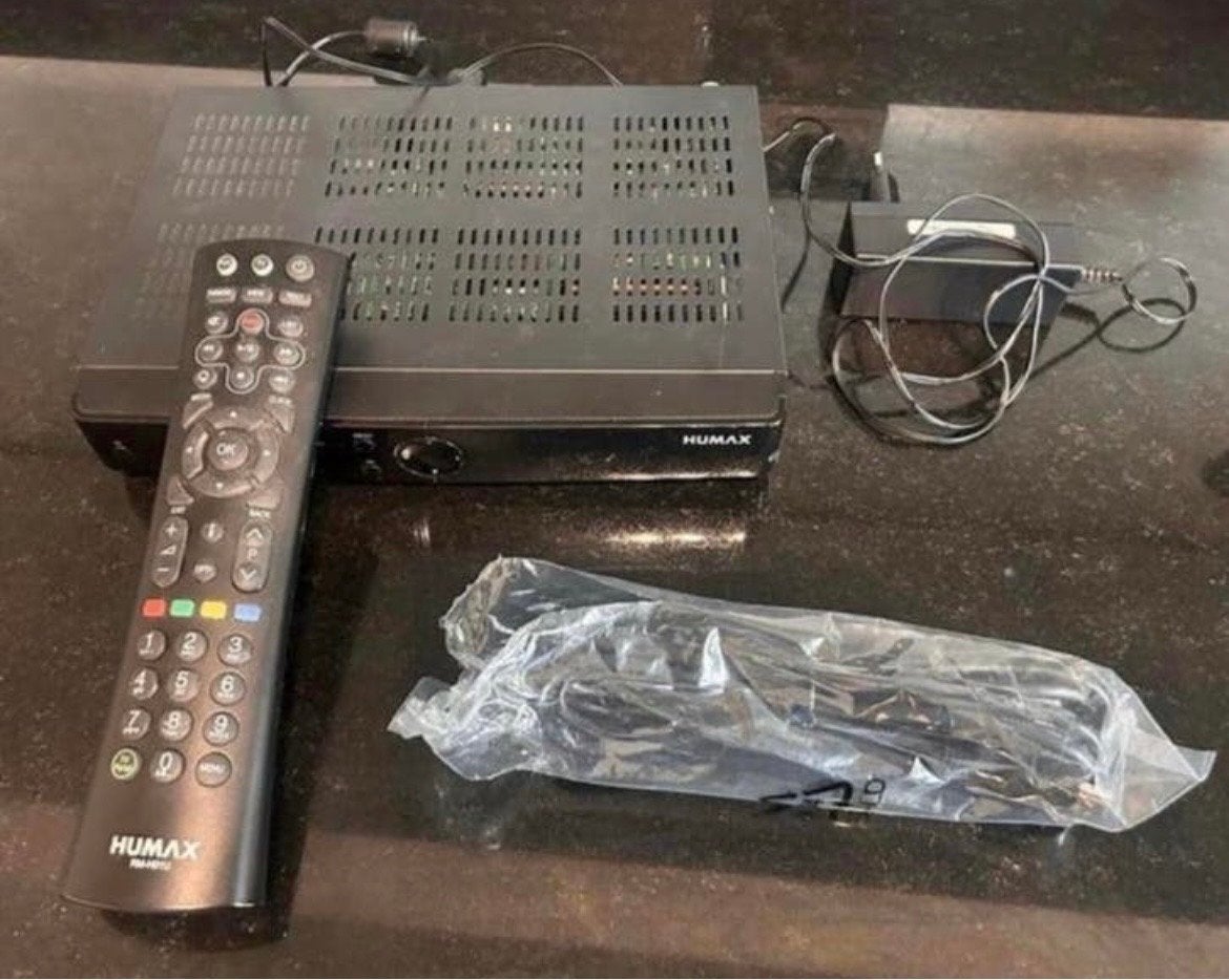 Humax IRHD-5300C/NL Digitale TV Ontvanger met Afstandsbedien, Audio, Tv en Foto, Decoders en Harddiskrecorders, Ophalen of Verzenden