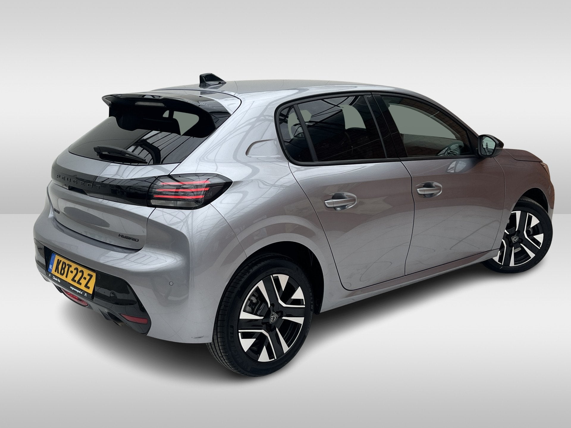Foto 2 van Peugeot 208 Hybrid 110 e-DCS6 Automaat Allure | Adaptive Cru