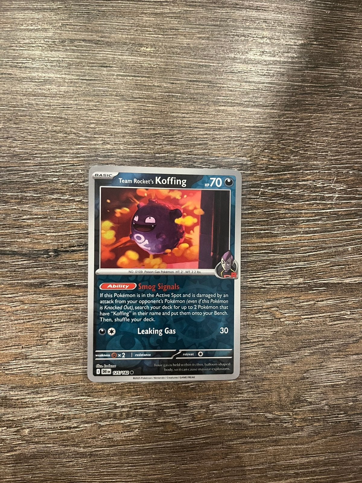 Team Rocket’s Koffing DRI 125/182 reverse holo, Ophalen of Verzenden, Zo goed als nieuw