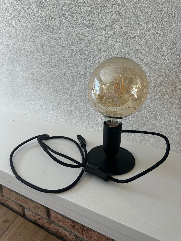 Moderne tafellamp met grote LED filament lamp, Modern, Industrieel, Ophalen of Verzenden, Zo goed als nieuw, Glas
