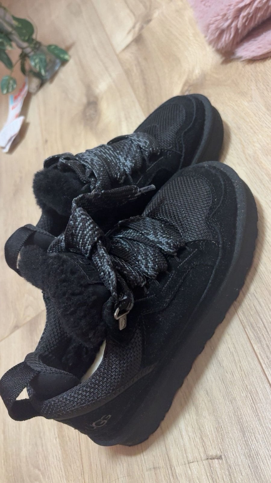 Ugg schoenen, Kleding | Dames, Zwart, Nieuw, Ophalen of Verzenden, Sneakers of Gympen