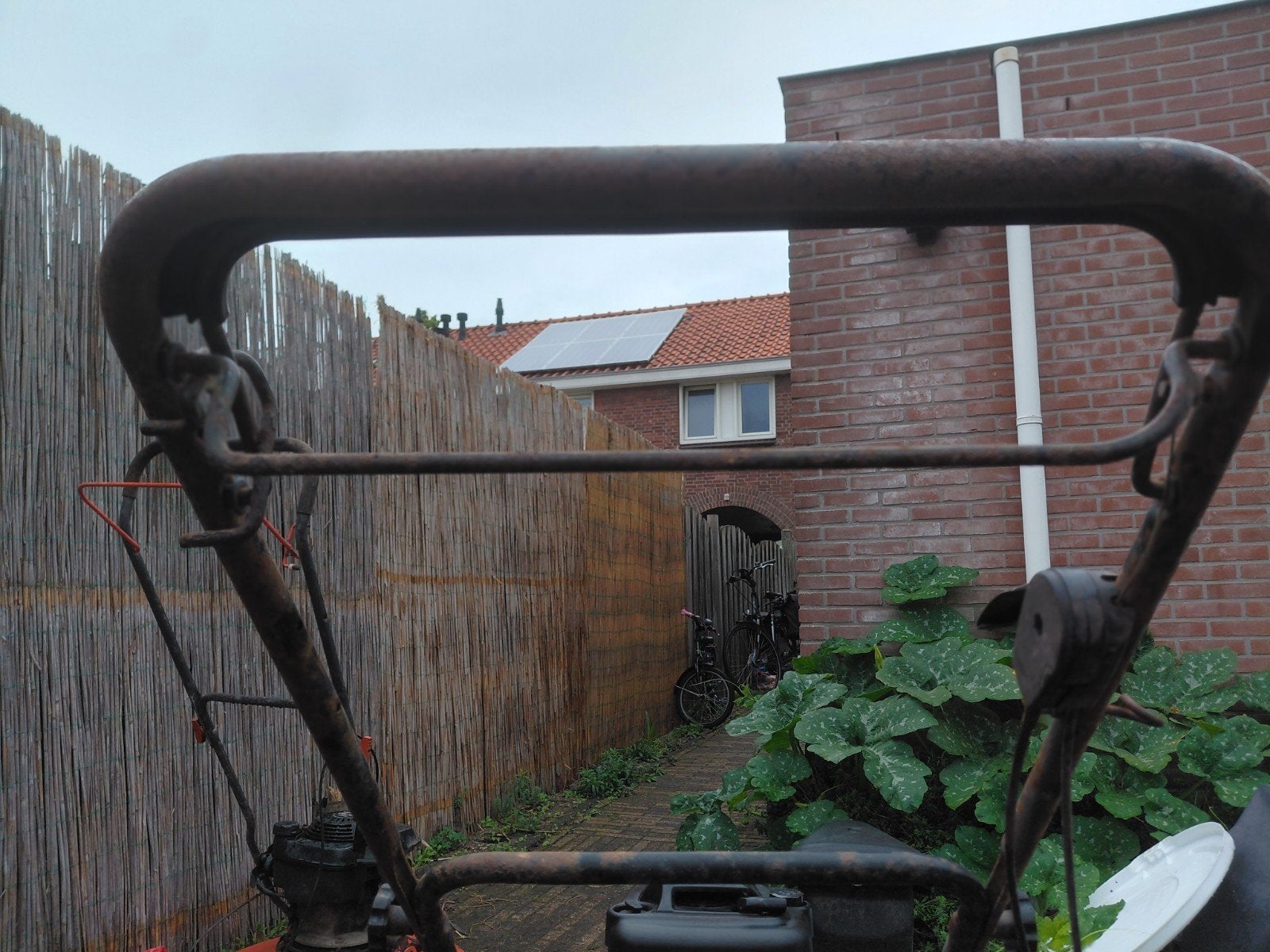 john deere js63ķo (opknapper), Tuin en Terras, Ophalen of Verzenden, Gebruikt, Benzine-grasmaaier, John Deere