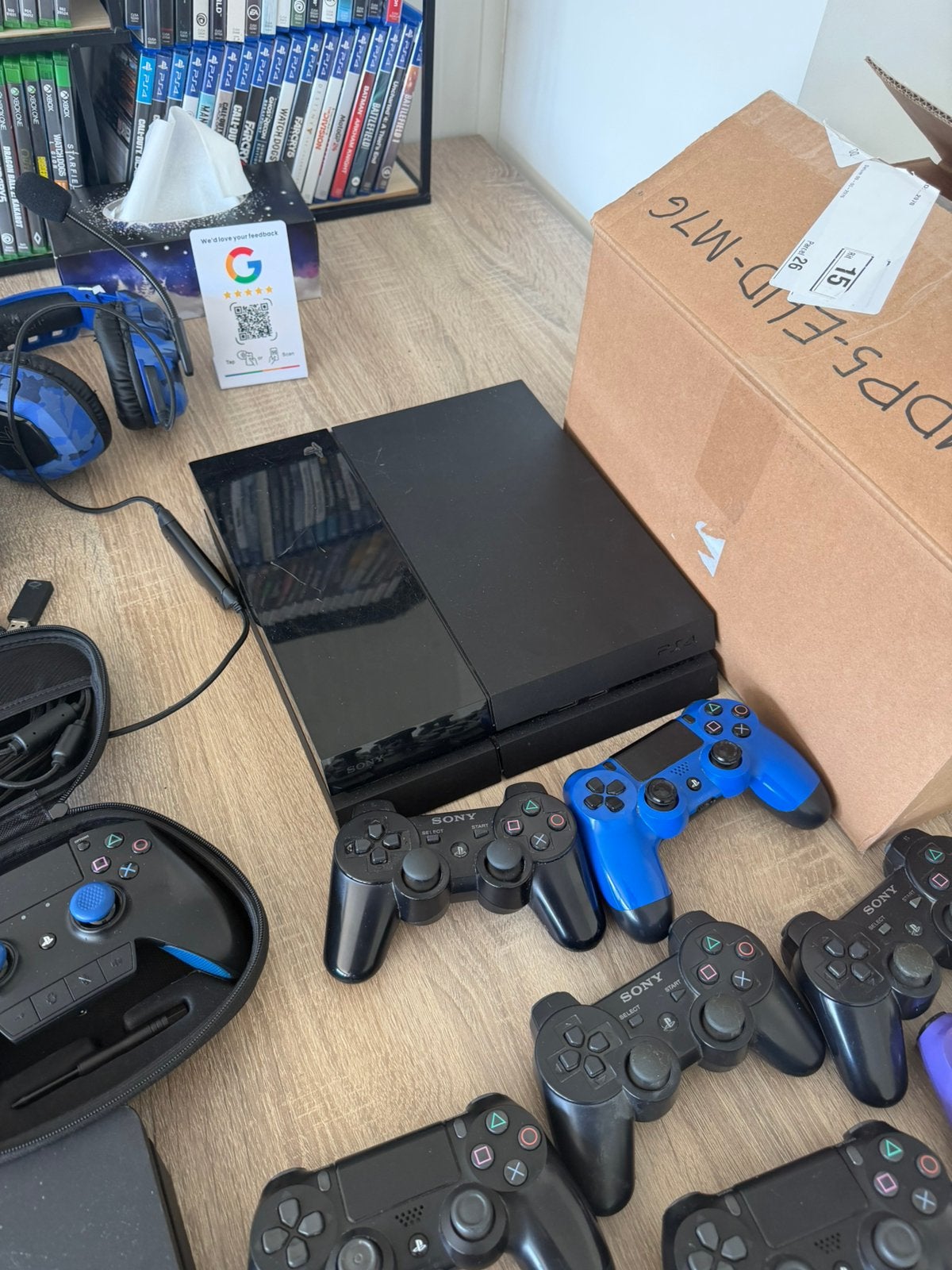 Partij defect! PlayStation 4, ps4 pro, ps4 slim, controller, Spelcomputers en Games, Spelcomputers | Sony PlayStation 4, Met 2 controllers