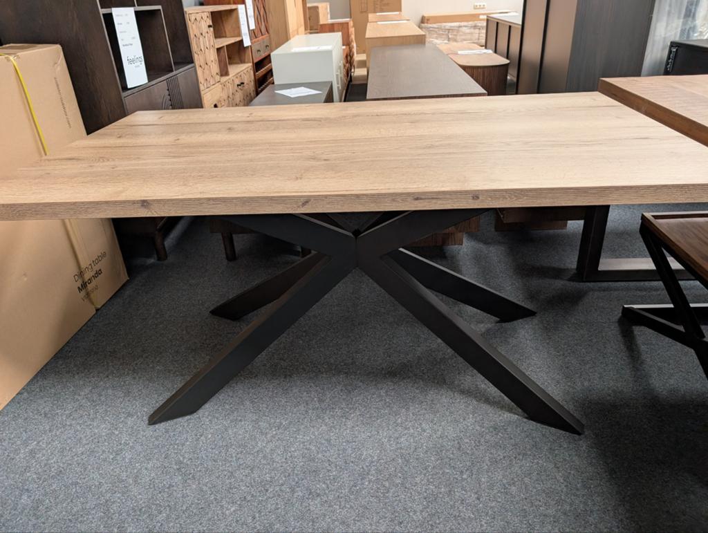 Feelings Persley Eettafel 160cm - Modern Design, Overige houtsoorten, Zo goed als nieuw, 150 tot 200 cm, Modern