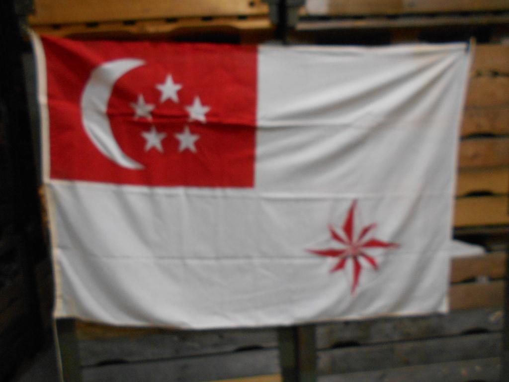 Scheepsvlag Shipmate vlag Singapore Ca 100x150 cm, Diversen, Vlaggen en Wimpels, Ophalen of Verzenden, Gebruikt