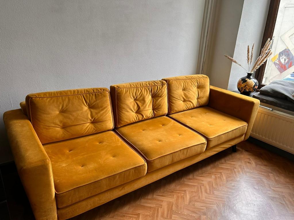 Mooie oker velvet/ velours 3 zitsbank, Ophalen, Zo goed als nieuw, Stof