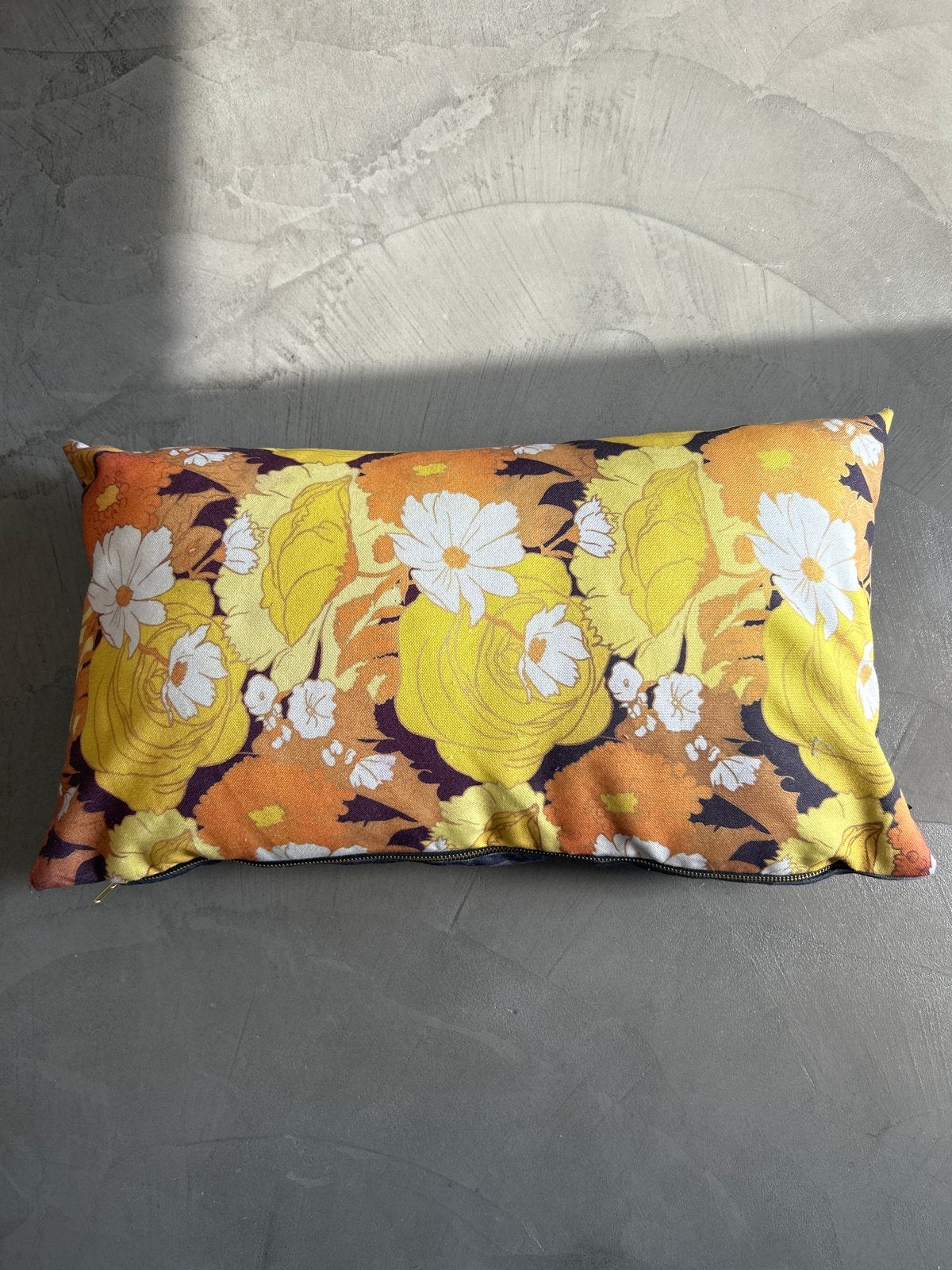 HKliving Printed Sierkussen 60x35 - Bloemenprint, Ophalen of Verzenden, Zo goed als nieuw, Oranje, Rechthoekig