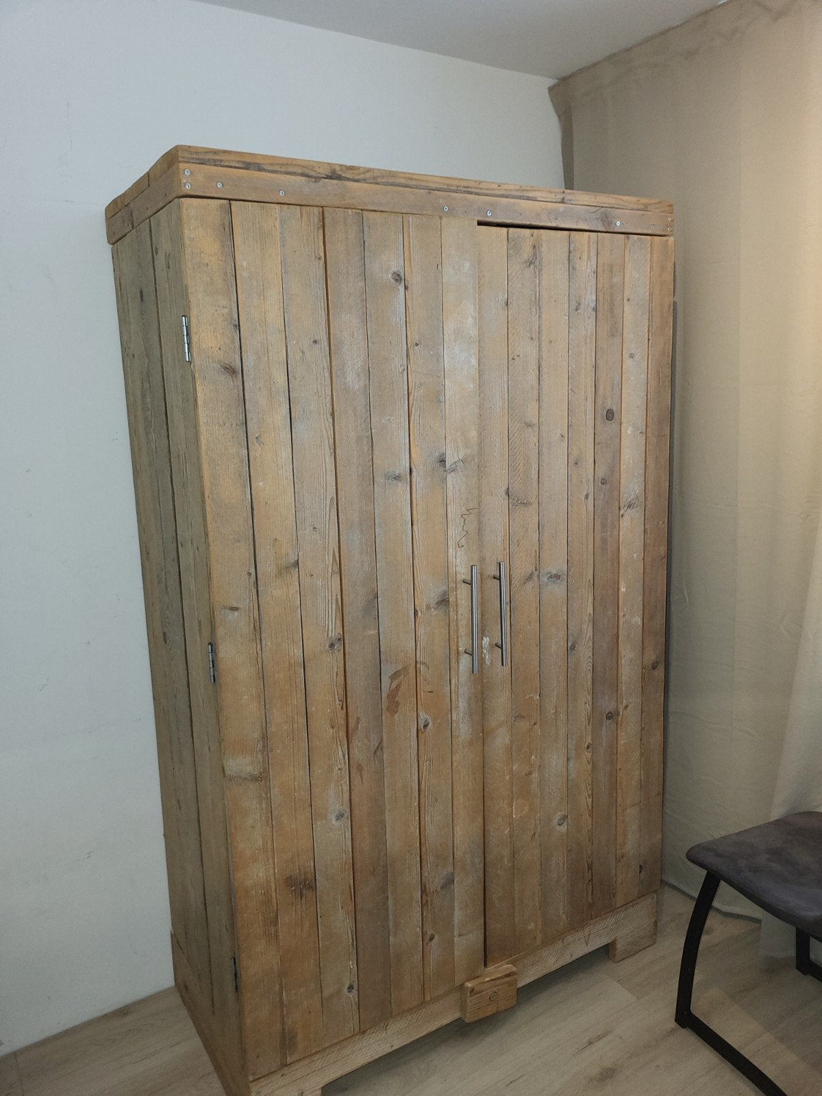 Robuuste houten kast en bureau - Handgemaakt, 100 tot 150 cm, Industrieel, Landelijk, Ophalen of Verzenden, 150 tot 200 cm