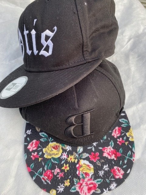 2 caps Beyonce / Otis, Alle leeftijden, Ophalen of Verzenden, Zo goed als nieuw, Concert