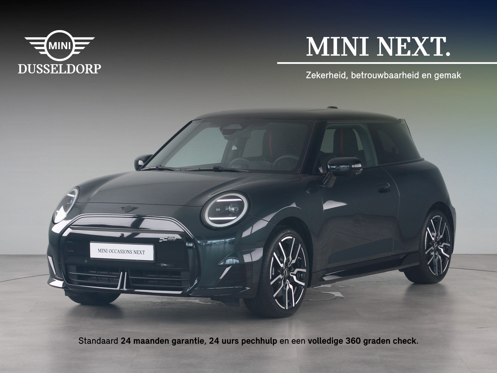 MINI Cooper E John Cooper Works Pakket L (bj 2025), Dealer onderhouden, Gebruikt, Zwart, Met garantie (alle)