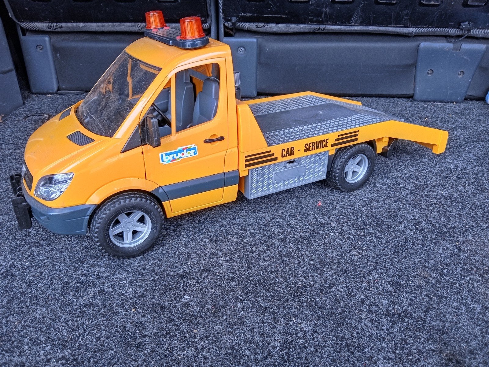 Bruder oprijwagen autoambulance - Zo goed als nieuw, Ophalen, Zo goed als nieuw
