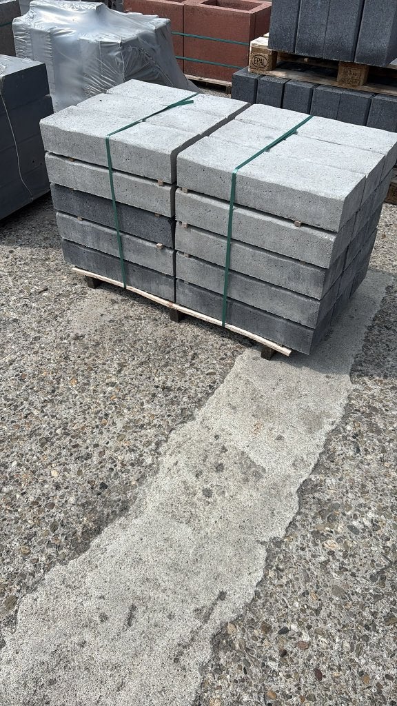 Biels 12x20x60 zwart, Ophalen, Zo goed als nieuw, Minder dan 25 cm, Beton