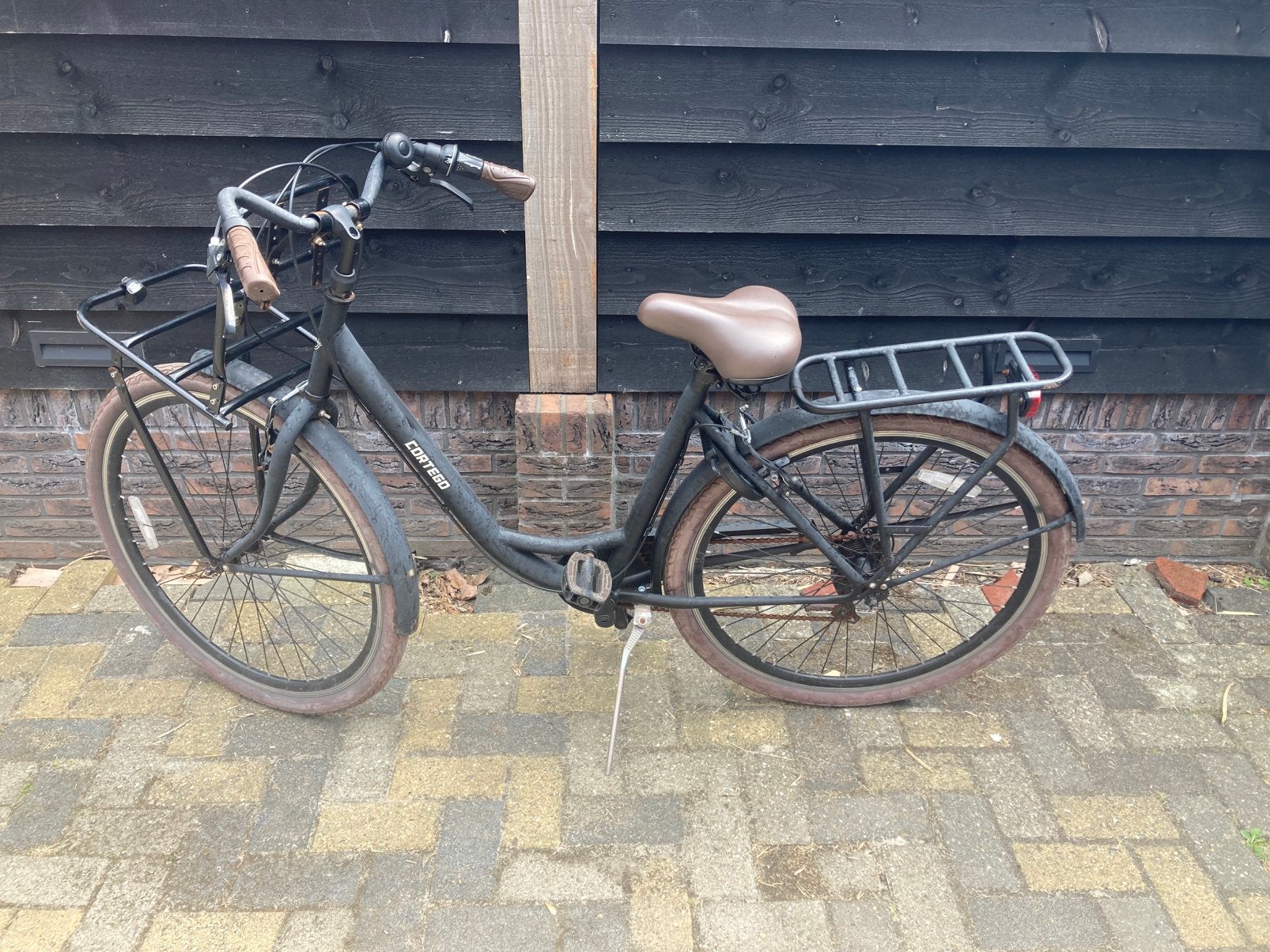 Leuke zwarte tienerfiets, Gebruikt, Velgrem, Versnellingen, Ophalen