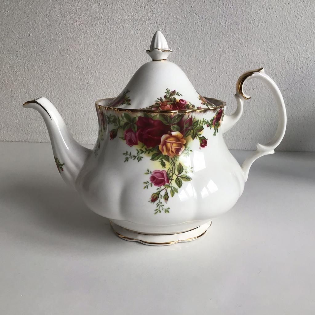Royal Albert Old Country Roses theepot koffiepot 8 dl NIEUW, Huis en Inrichting, Keuken | Servies, Ophalen of Verzenden, Nieuw