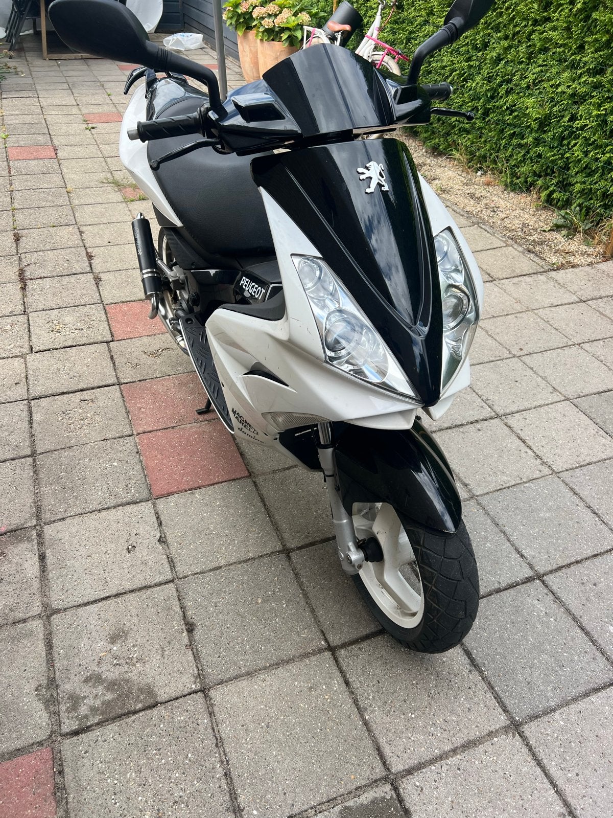 Peugeot Jet Force Scooter - Wit/Zwart, Fietsen en Brommers, Ophalen, Gebruikt, Maximaal 45 km/u, Benzine