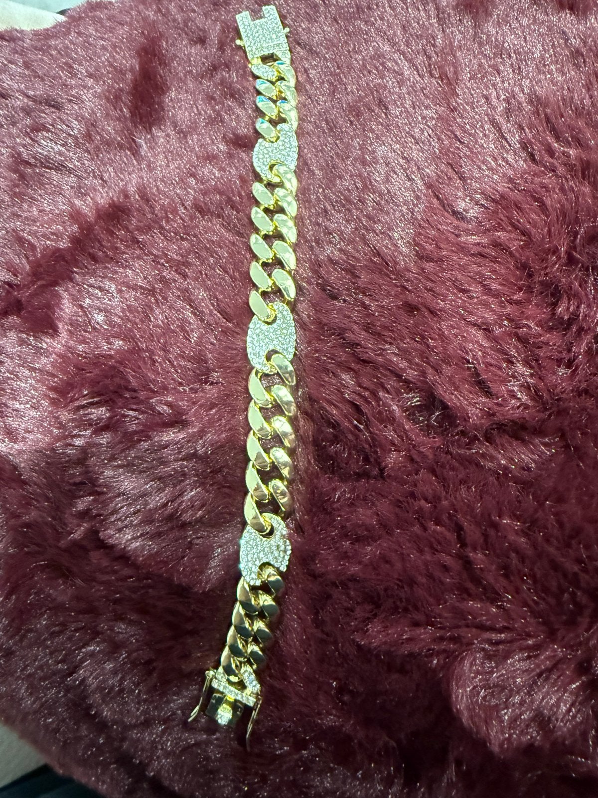 Gouden schakelarmband met strass, Overige materialen, Ophalen of Verzenden, Zo goed als nieuw, Goud