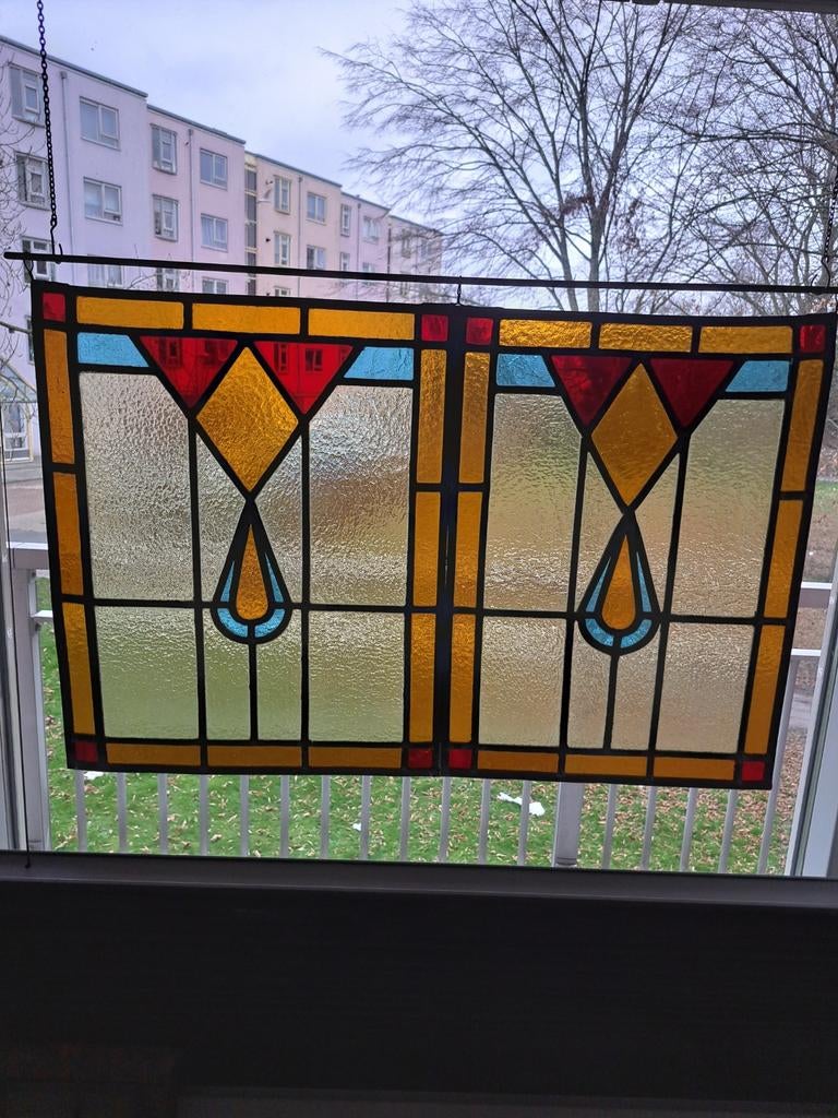 Te koop  glas in lood  raam  bieden bij de advertentie graag, Ophalen, Gevelraam of Ruit, Gebruikt, Minder dan 80 cm