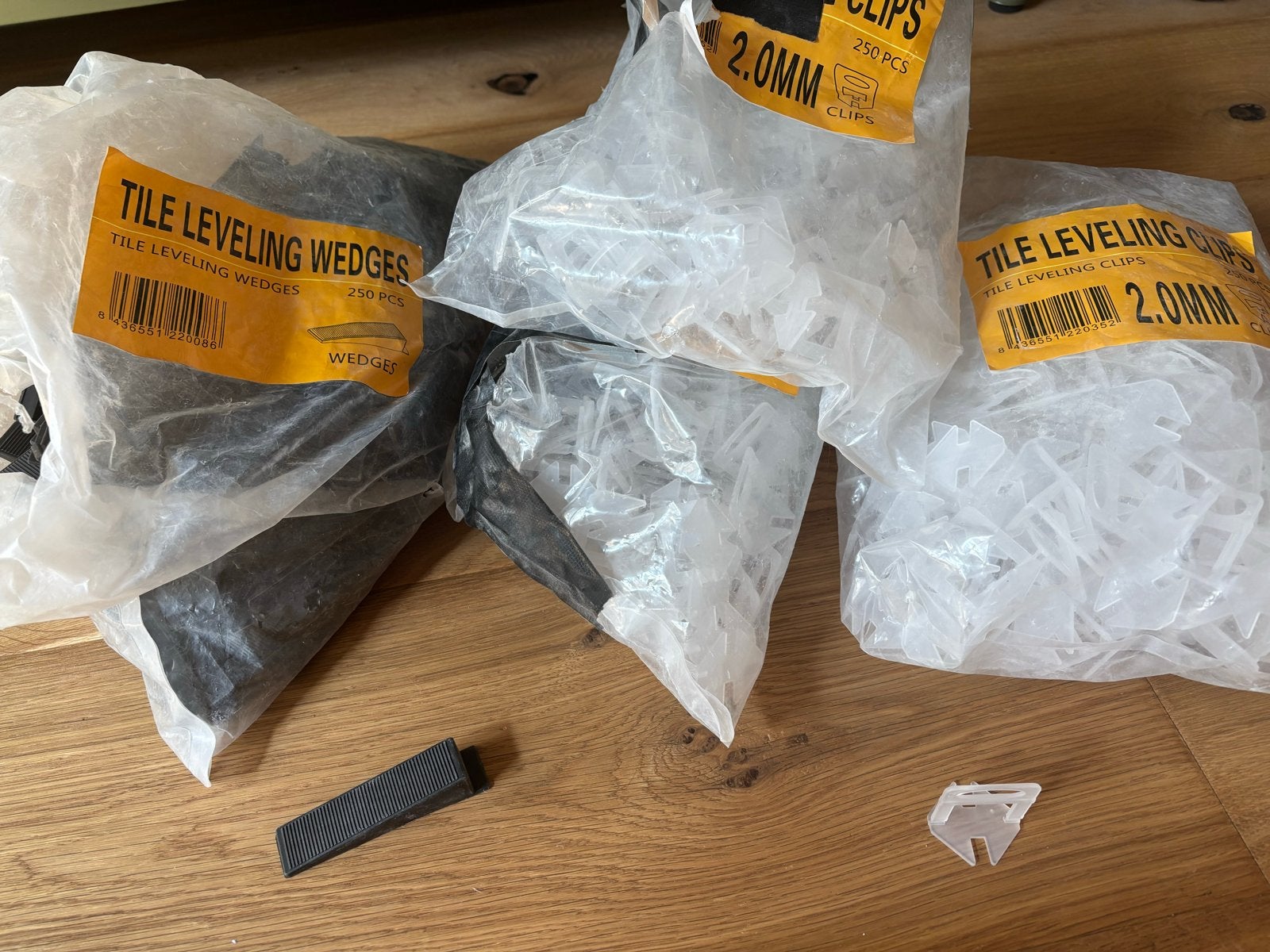 Tegel leveling clips en wedges - 2.0mm, Doe-het-zelf en Verbouw, Tegels, Ophalen, Overige materialen, Overige typen, Nieuw