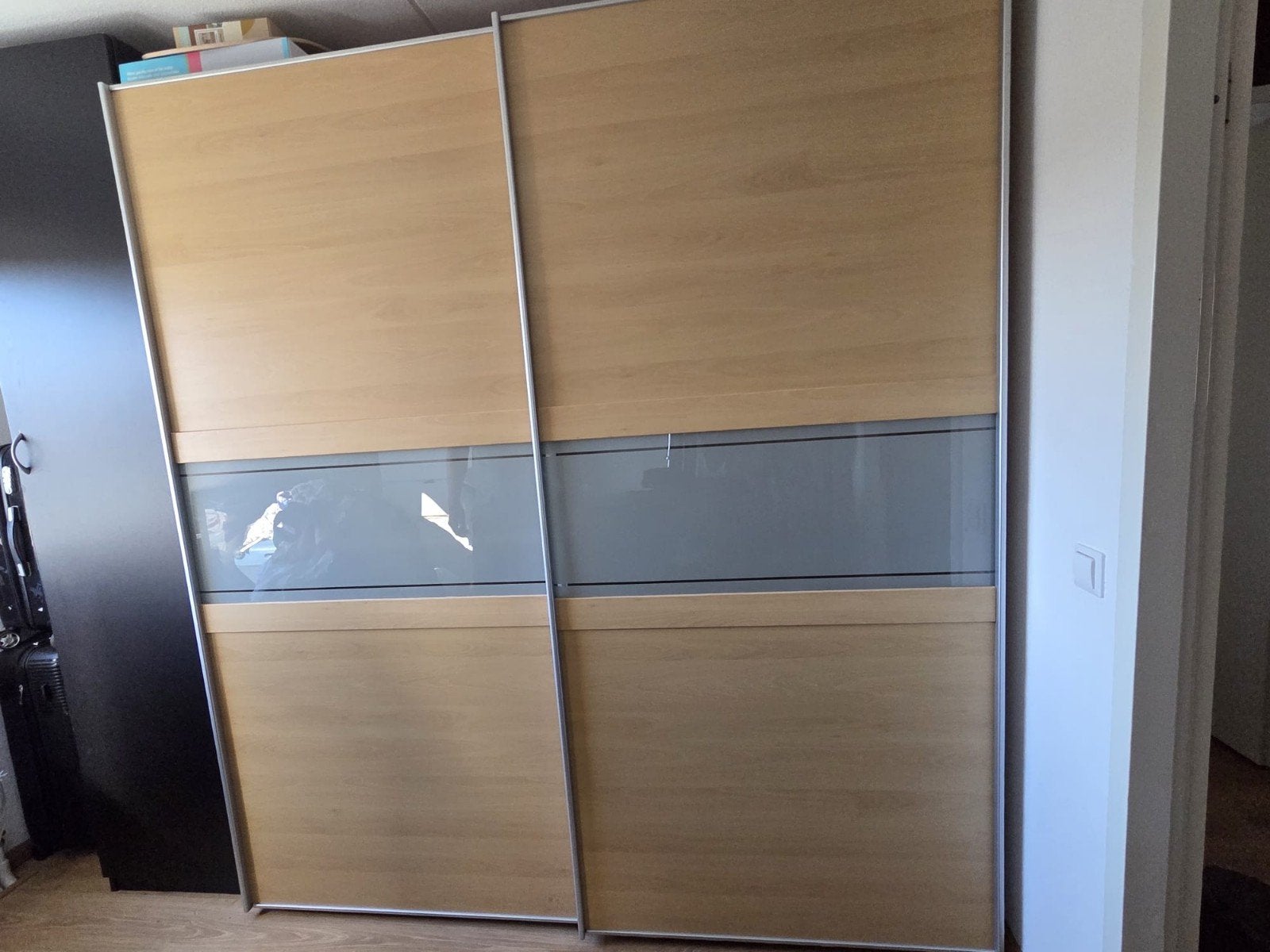 Kledingkast met schuifdeuren, Ophalen, 100 tot 150 cm, 200 cm of meer, Met plank(en)