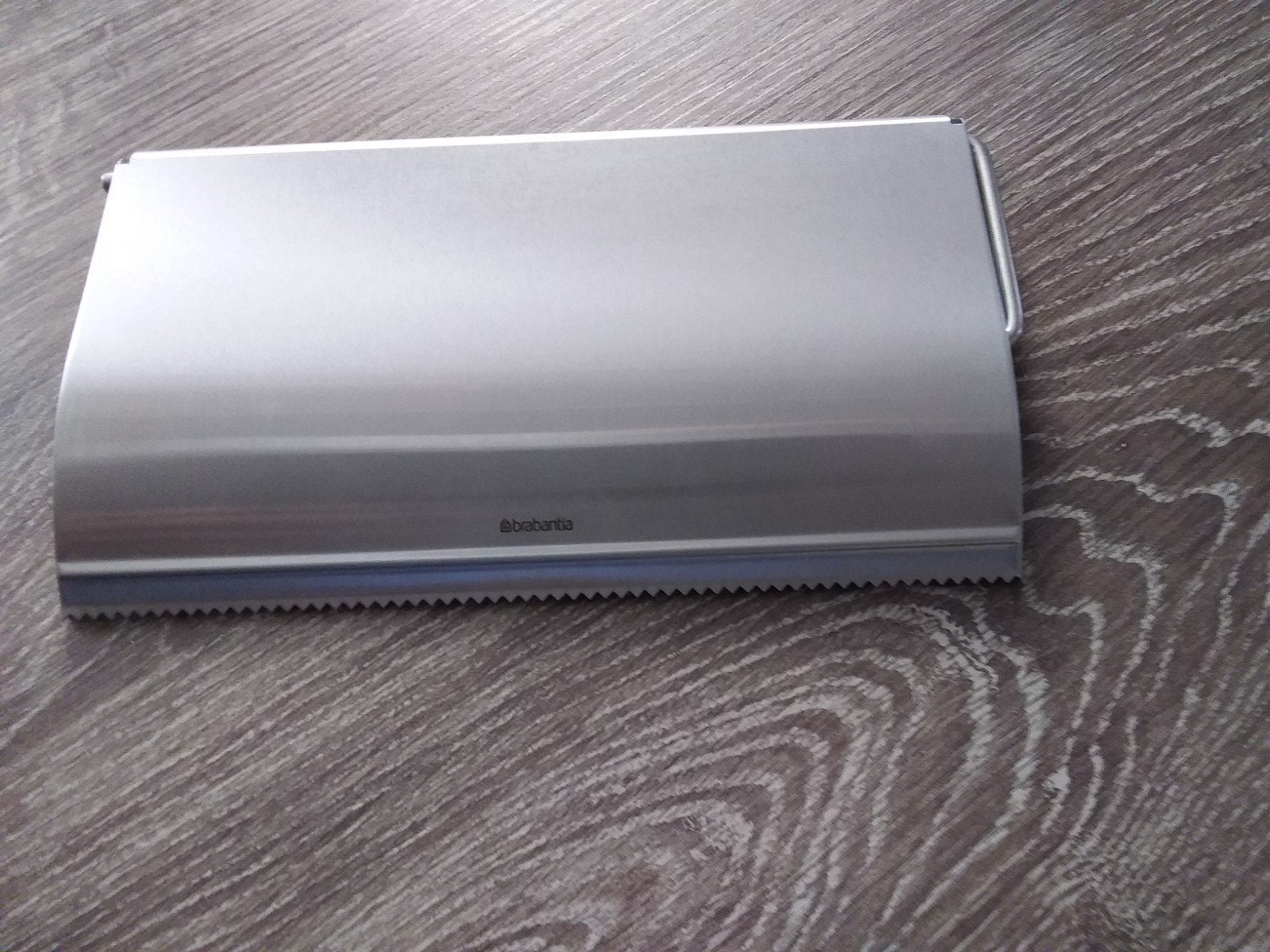 Brabantia keukenrolhouder, Huis en Inrichting, Keuken | Keukenbenodigdheden, Overige typen, Zilver, Ophalen of Verzenden, Zo goed als nieuw