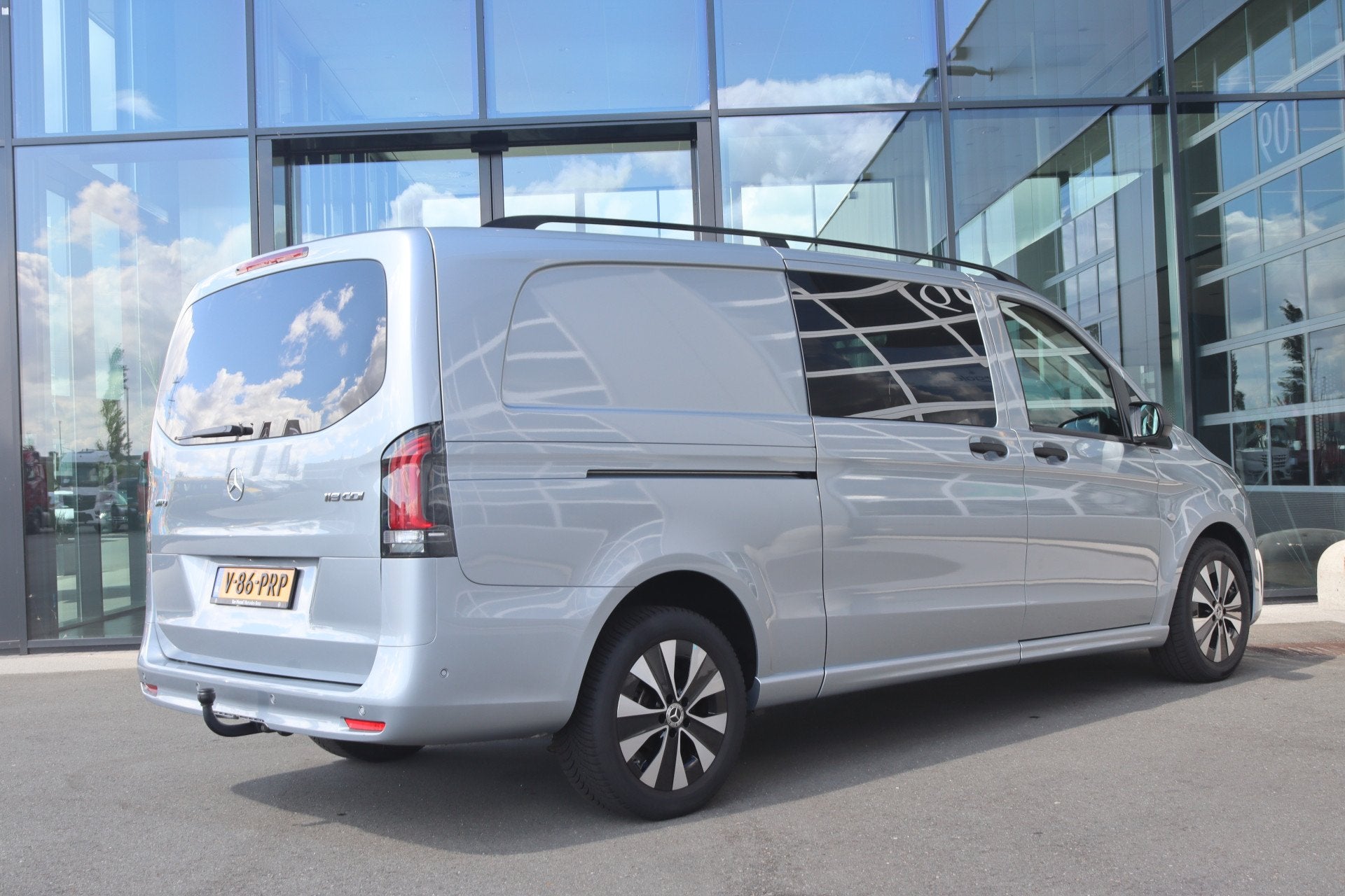 Mercedes-Benz Vito 119 CDI Aut. L3 |NAVI AIRCO/MBUX/2X SCHUI, Auto's, Automaat, Euro 6, 2500 kg, Bedrijf