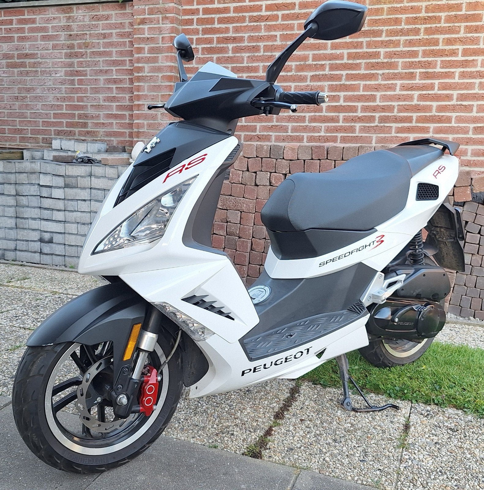 Peugeot Speedfight 3 RS Scooter - Wit, Fietsen en Brommers, Scooters | Peugeot, Ophalen, 49 cc, Zo goed als nieuw, Speedfight
