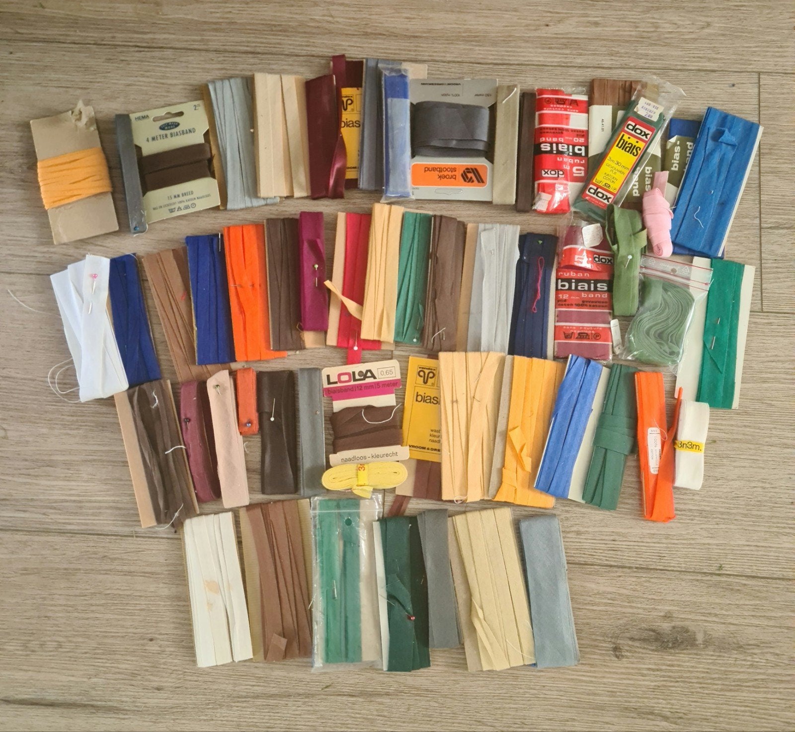 56+ x Biasband in diverse kleuren en maten, Ophalen of Verzenden, Nieuw, Lint, Band of Elastiek