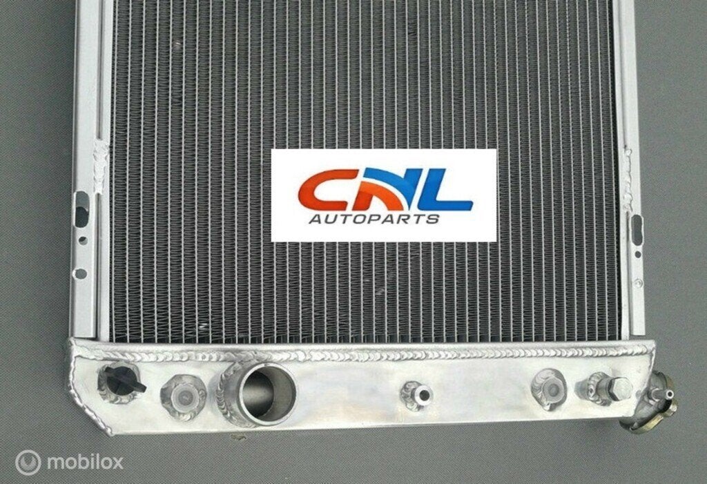 Radiateur Pontiac Firebird/Trans Am/Chevy Camaro V8 1982-92, Auto-onderdelen, Nieuw, Ophalen of Verzenden