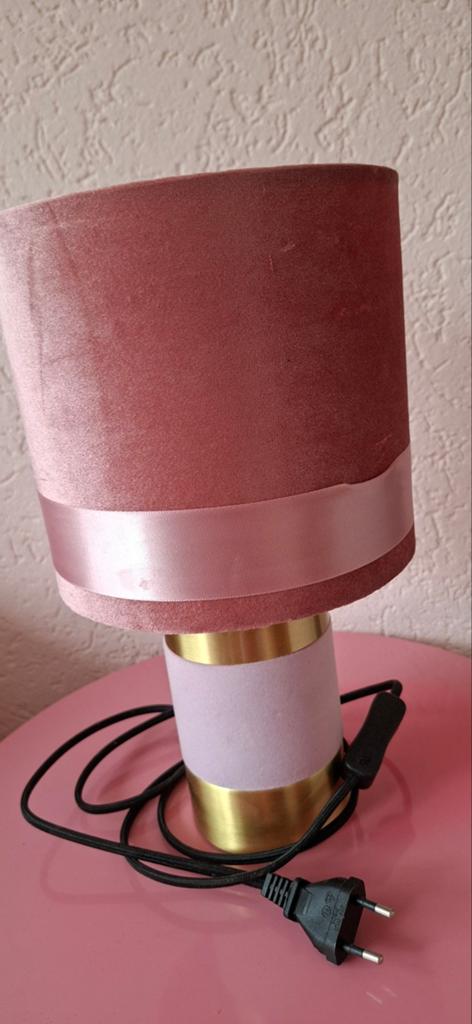 Roze schemerlamp met gouden accenten, Huis en Inrichting, Ophalen, Gebruikt, Modern, Sfeervol, Elegant