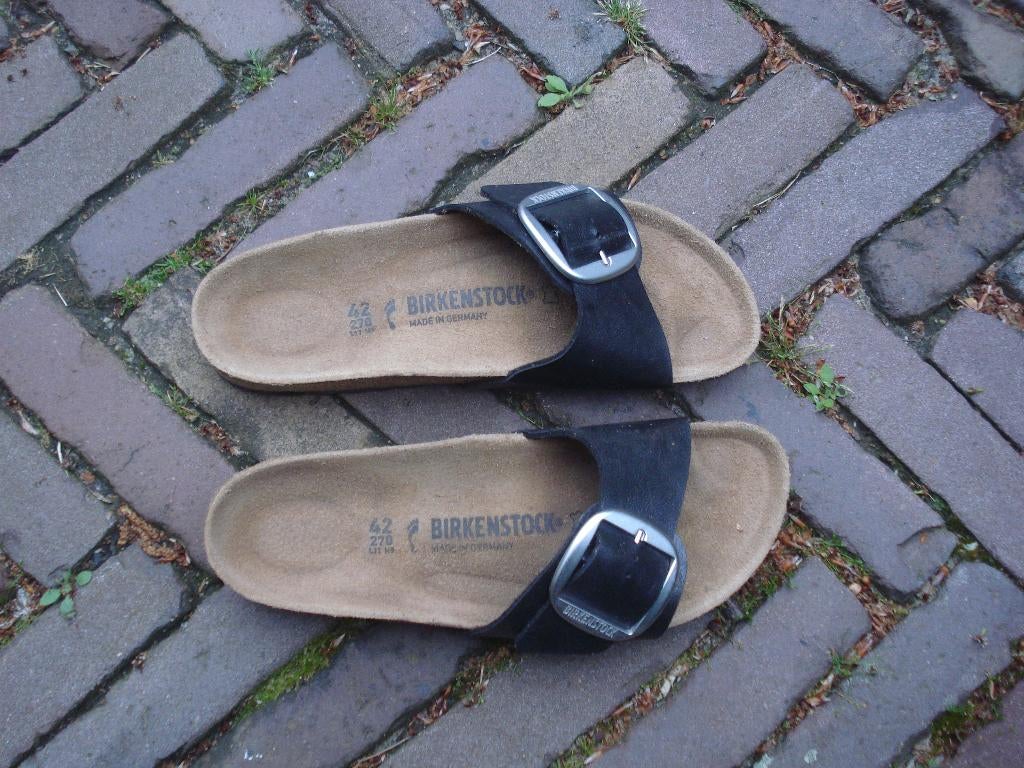 BIRKENSTOCK BIG BUCKLE ZWART 42 NU GRATIS VERZENDING POST, Slippers, Verzenden, Zwart, Nieuw