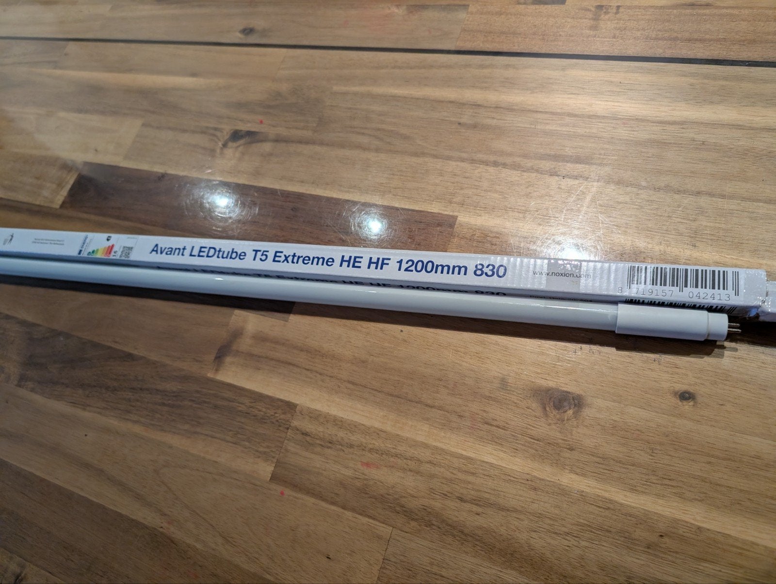 2x led tl balk, Huis en Inrichting, Lampen | Hanglampen, Ophalen