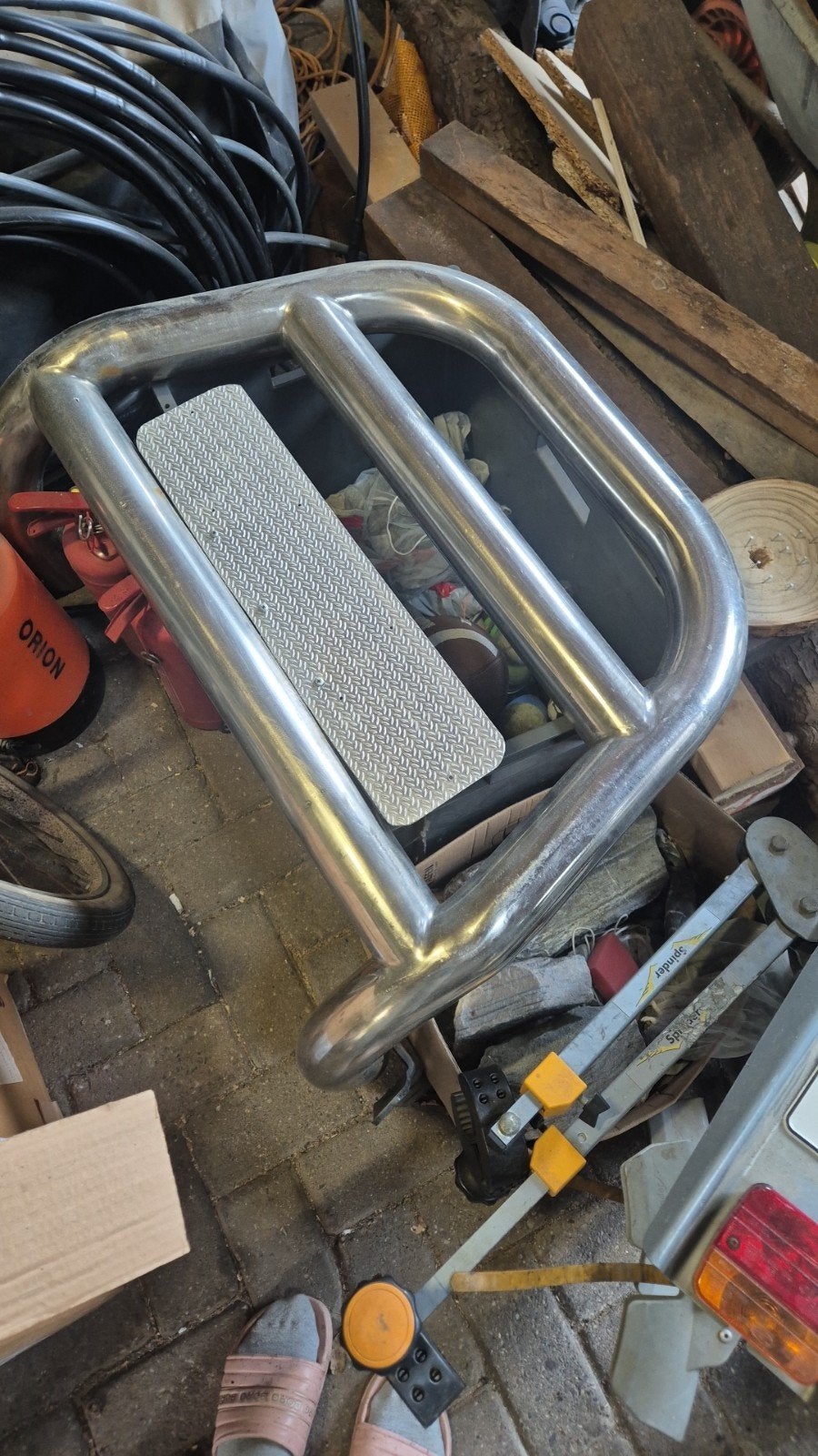Bullbar, Auto-onderdelen, Ophalen