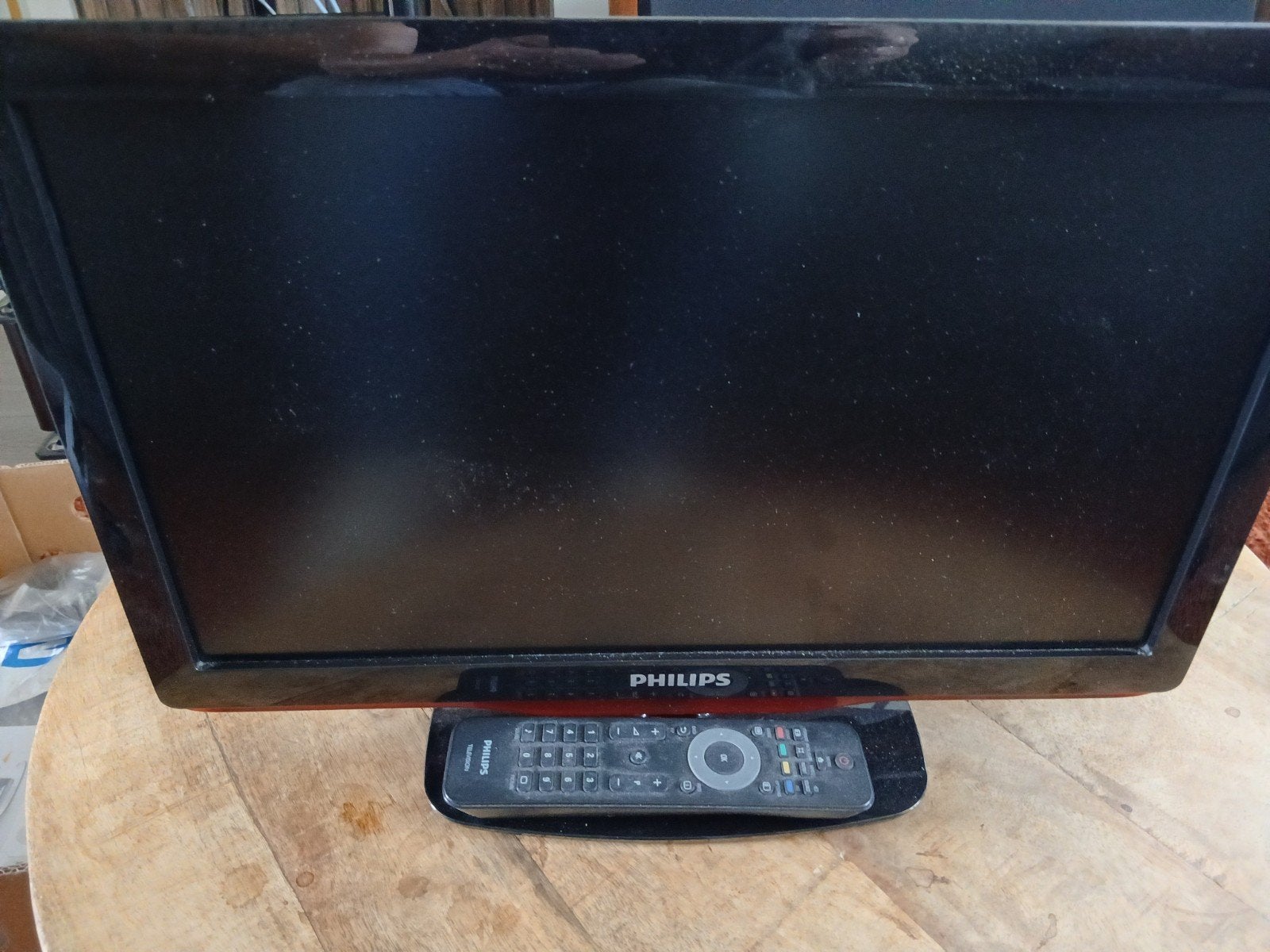 PHILIPS * KTV * AFST.BED. * 19 inch * hdmi * vga * RF *, Philips, 50 Hz, Ophalen of Verzenden, Zo goed als nieuw