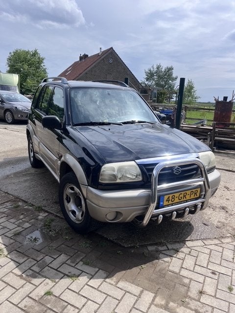 Suzuki Grand Vitara, Let op: Rijdt momenteel niet, Auto's, Suzuki, 1330 kg, Stof, 1995 cc, 4 cilinders