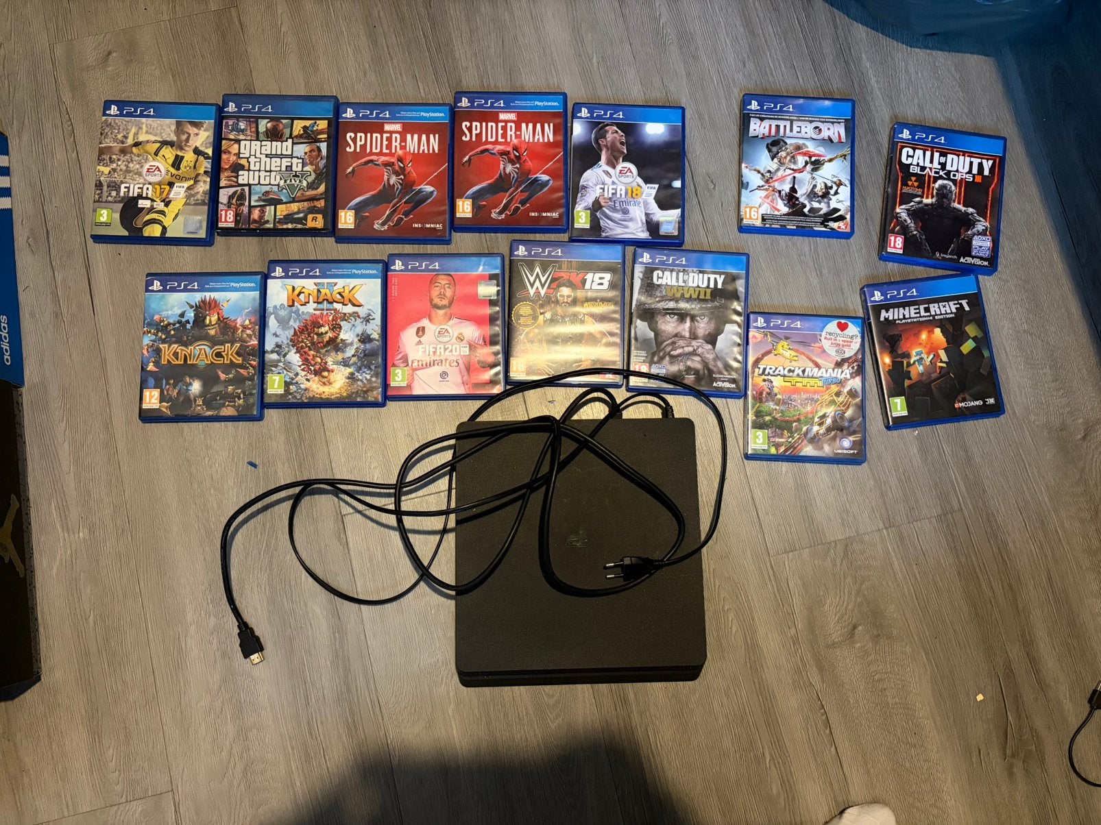 Playstation 4 + games