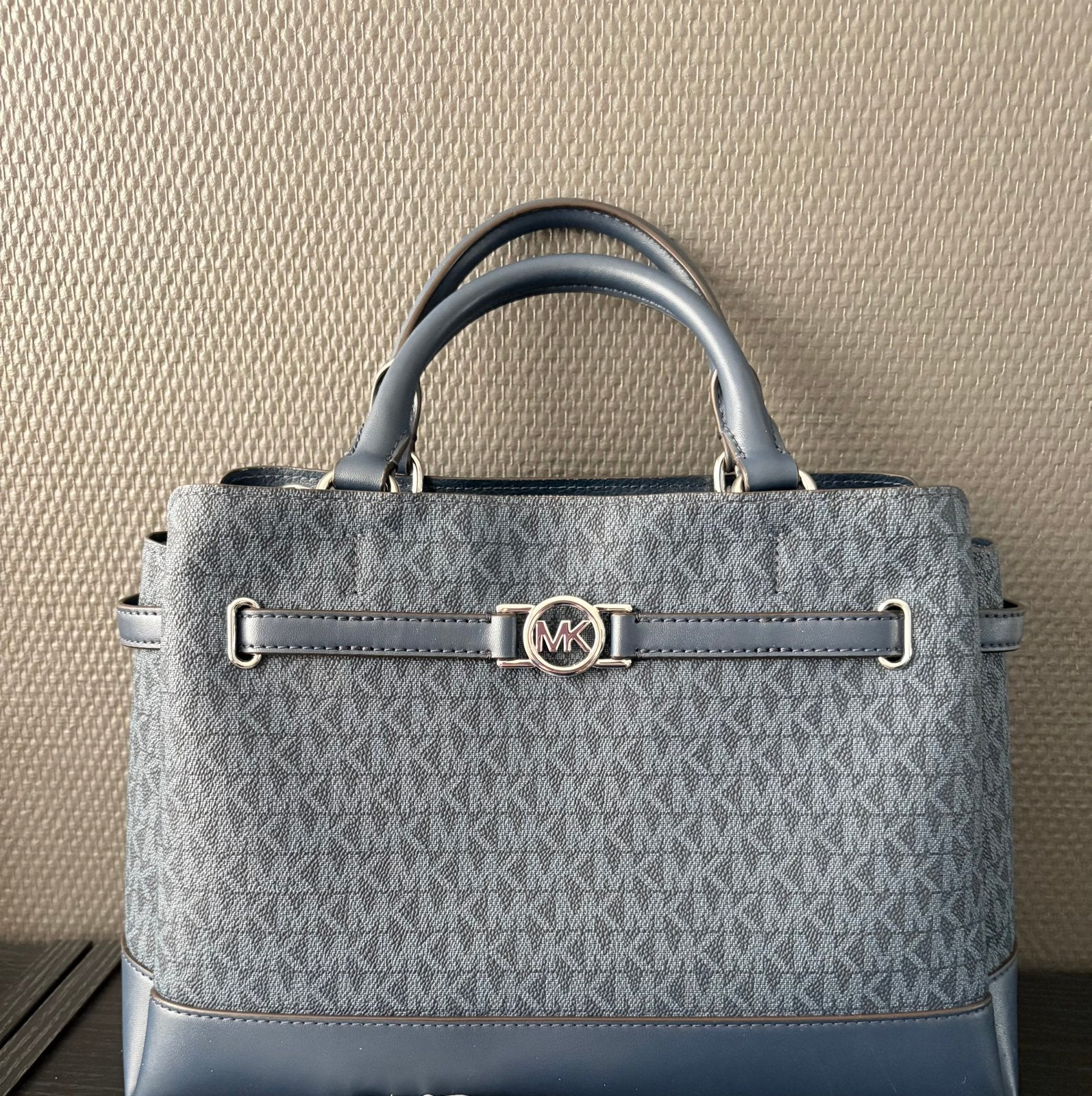 Handtas Michael Kors zgan, Ophalen of Verzenden, Zo goed als nieuw, Blauw, Handtas