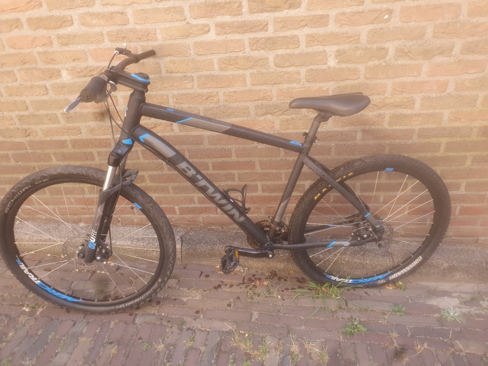 Btwin Mountainbike XL - Opknapper met mooie lak, Fietsen en Brommers, Fietsen | Mountainbikes en ATB, Gebruikt, 57 cm of meer