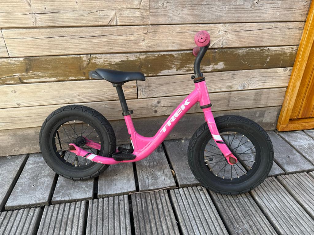 Roze Trek loopfiets voor kinderen, Ophalen, Gebruikt, Minder dan 16 inch