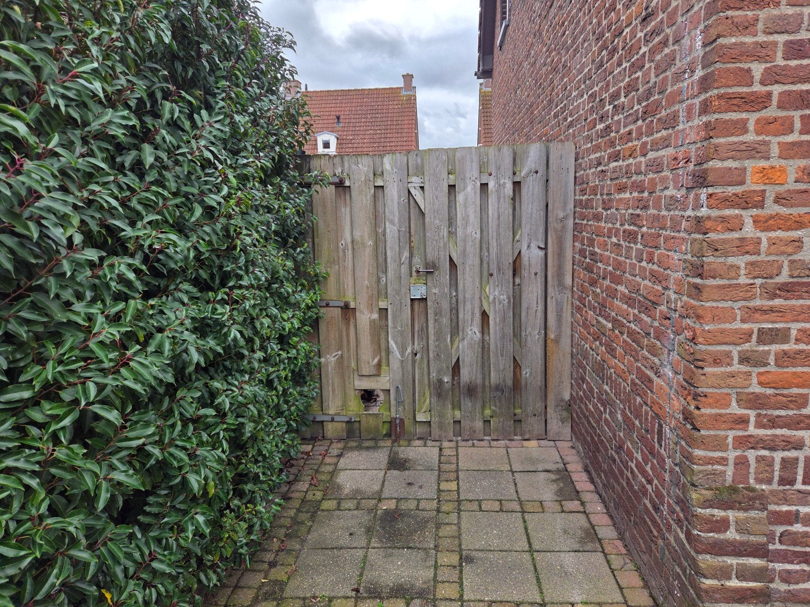 Dubbele Houten Tuinpoort 2 meter x 1.80, Ophalen, Met poort, Gebruikt, Tuinhek