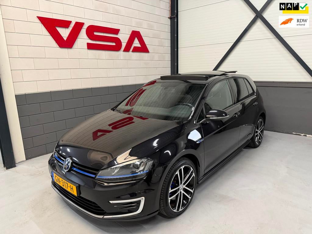 Volkswagen Golf 1.4 TSI GTE|Pano|Carplay|Flippers|Cruise|PDC, 8 kWh, Gebruikt, 4 cilinders, Zwart