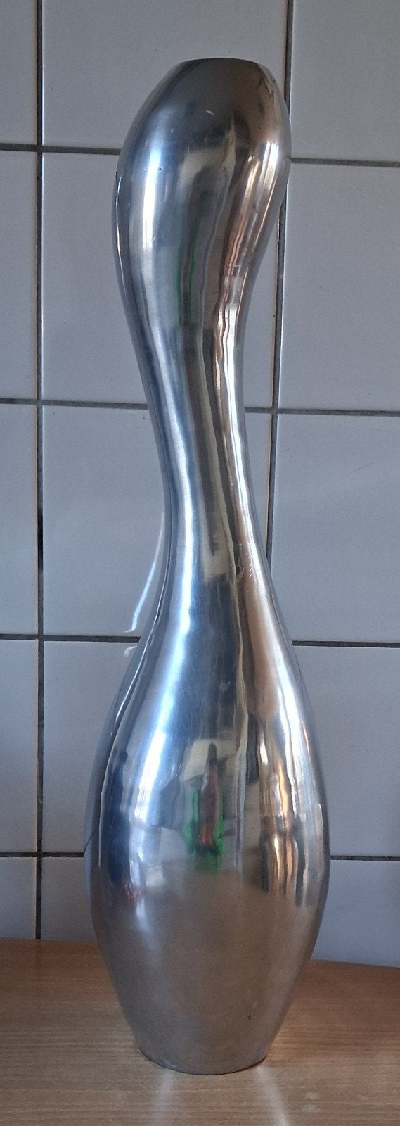 Vaas. RVS. Design vaas. 50 cm., Ophalen, Zo goed als nieuw, Metaal, 50 cm