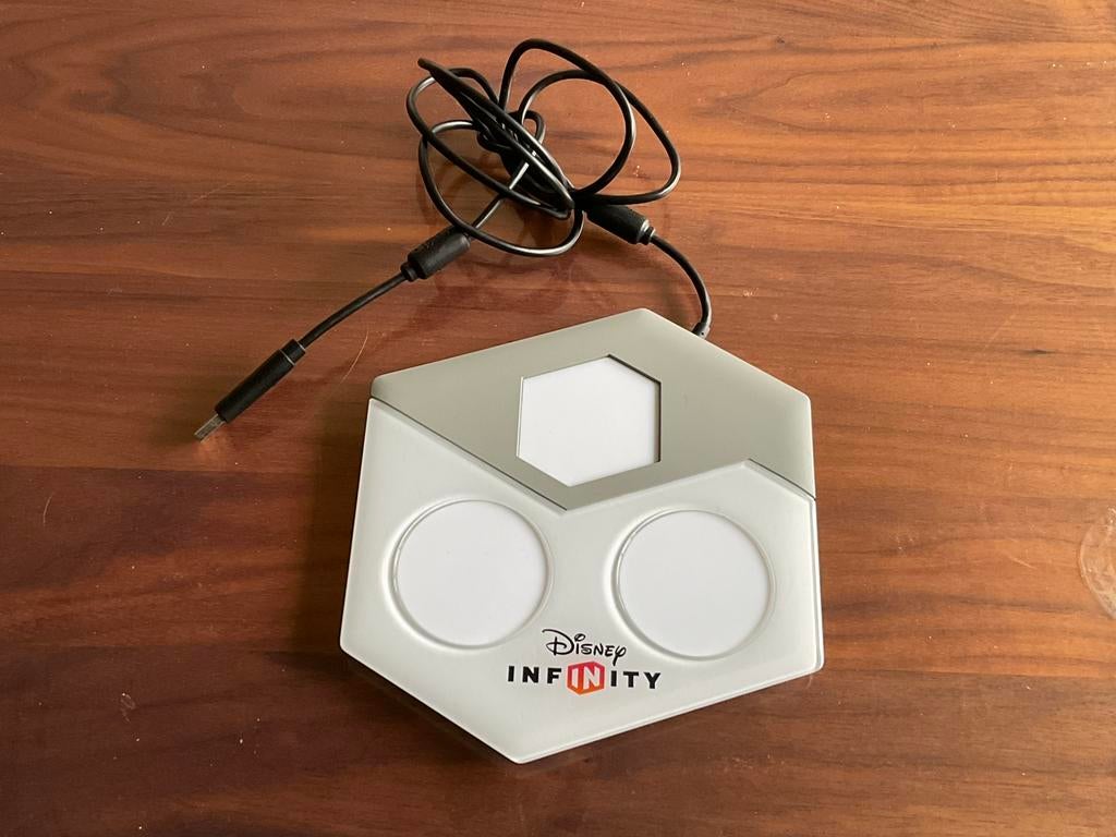 Disney Infinity 1.0, 2.0, 3.0 portal Wii en Wii U, PS3, PS4, Ophalen of Verzenden, Overige figuren, Zo goed als nieuw, Beeldje of Figuurtje