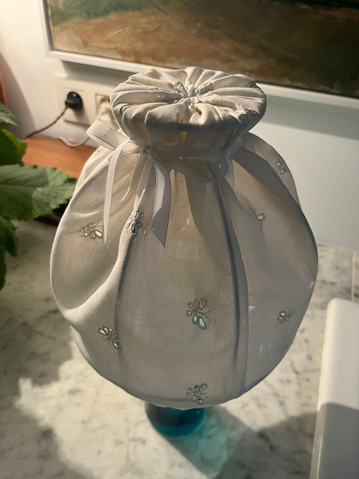 VINTAGE RETRO LAMPENKAP WIT BORDUURSEL LAMP, Tafellamp, Wit, Rond, Ophalen of Verzenden