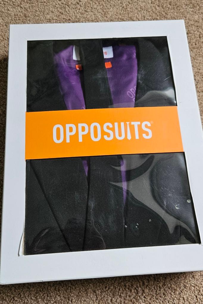 Opposuits Black Knight Pak - Maat 62 (Nieuw), Kleding | Heren, Kostuums en Colberts, Nieuw, Overige maten, Ophalen of Verzenden