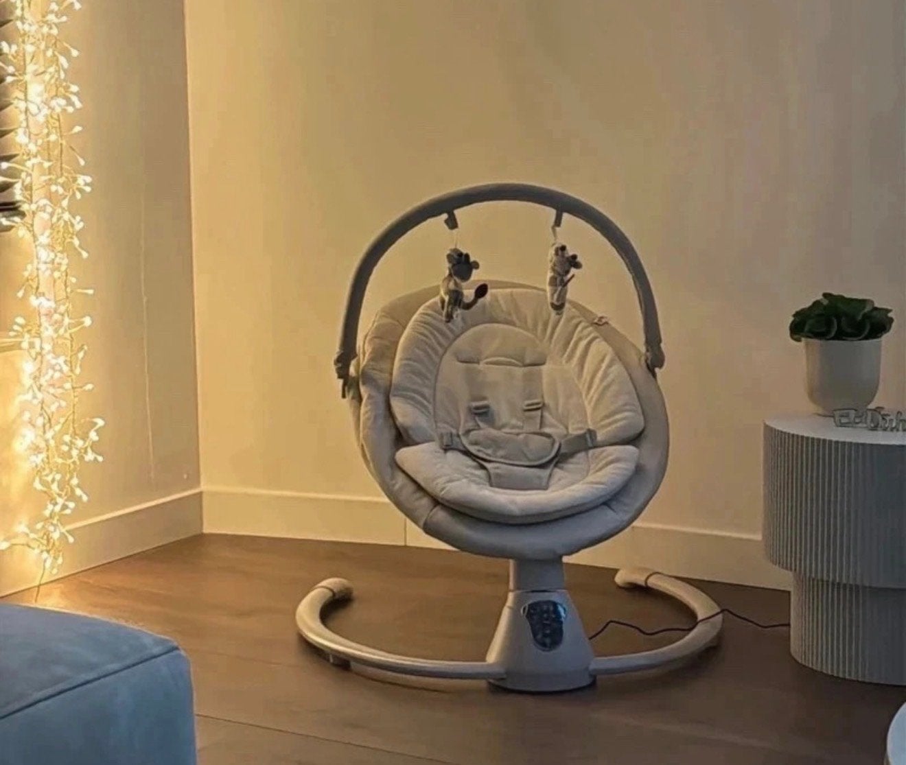 Comfortabele schommelstoel voor baby's - Zo goed als nieuw, Kinderen en Baby's, Schommelstoel, Ophalen of Verzenden, Topmark, Met gordel(s) of riempje(s)