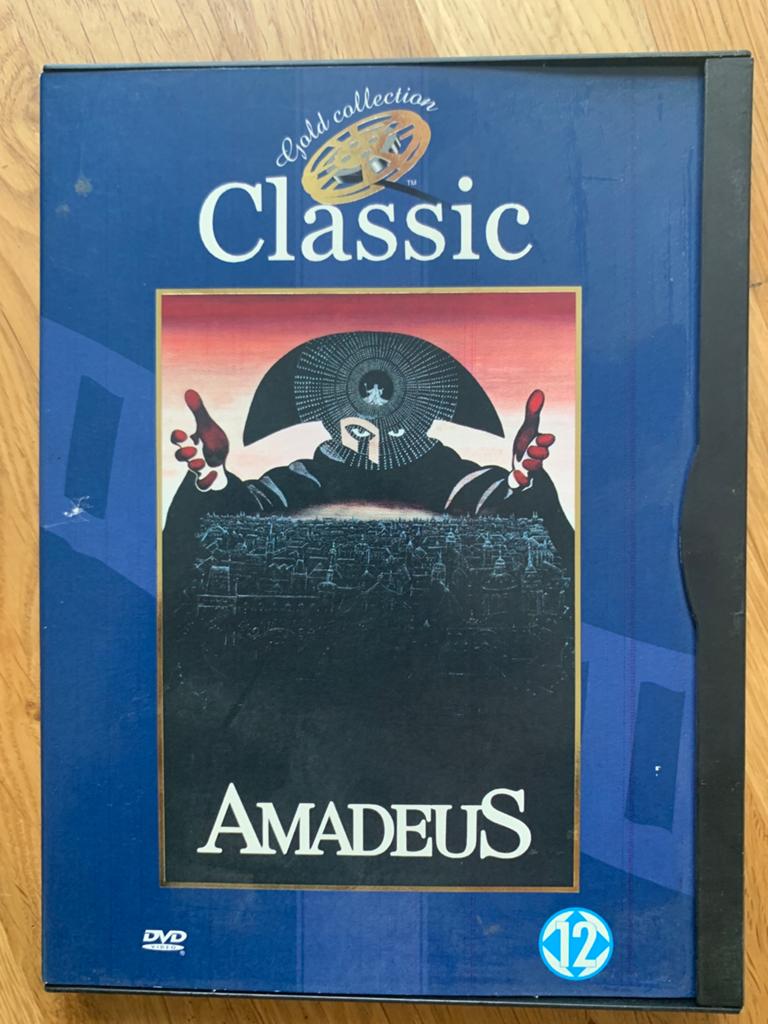 Amadeus (5=4), Vanaf 16 jaar, Ophalen of Verzenden, Zo goed als nieuw, Actie en Avontuur