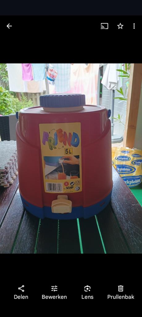 Grote kan zelf tappen met kraantje .. ook leuk voor kinderen, Ophalen