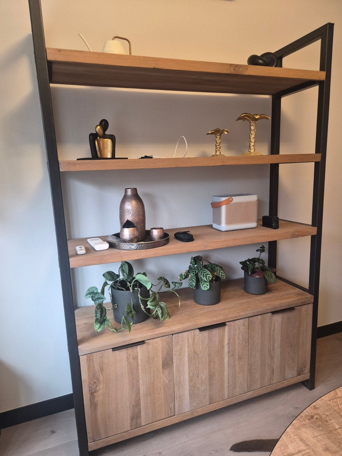 Divino wandkast van Pronto Wonen - Eikenhout en metaal, Huis en Inrichting, Kasten | Wandmeubels, Ophalen, Met deur(en), 200 cm of meer